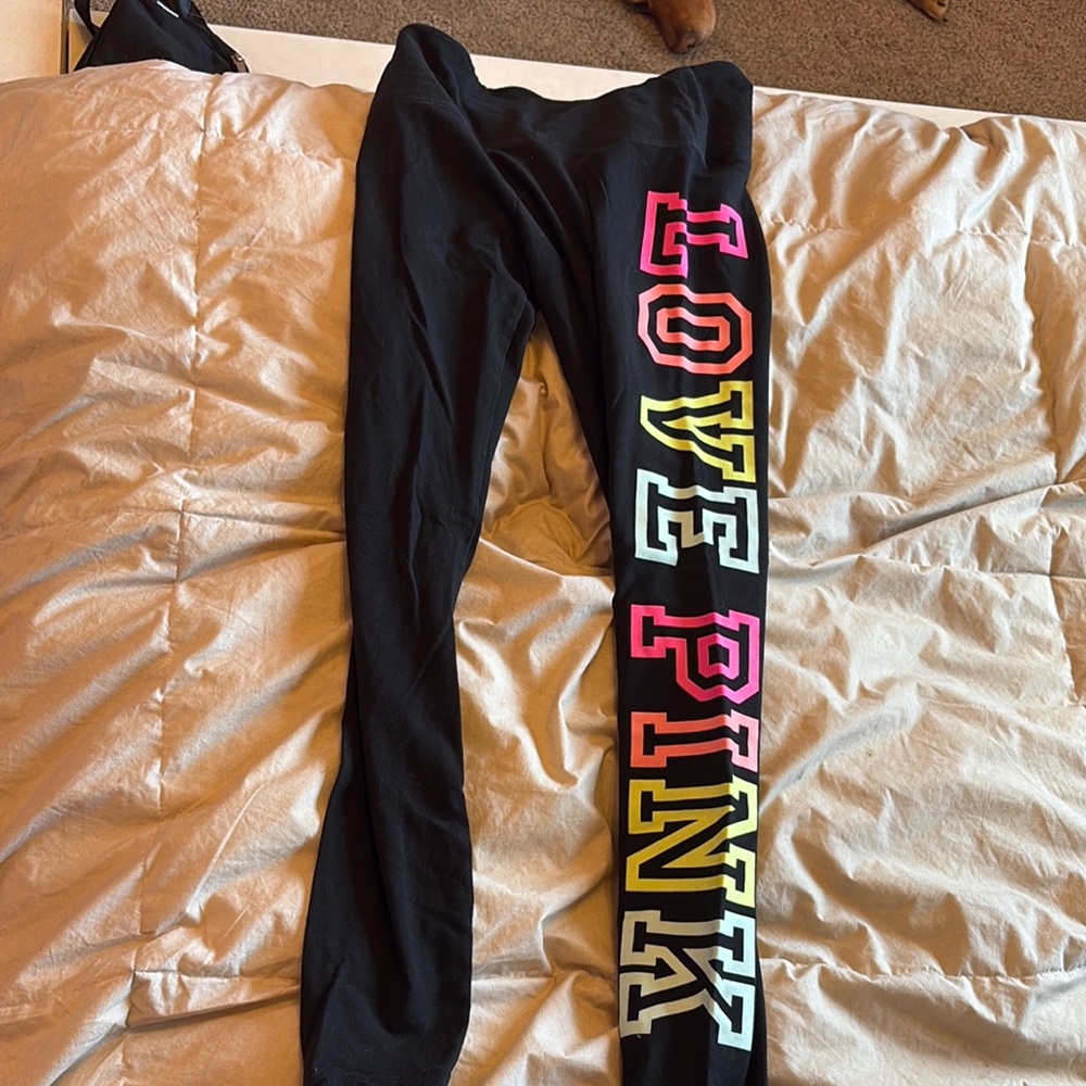 PINK Victoria's Secret Black Leggings with Vibrant Lettering